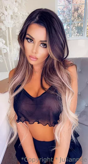 Juli.annee Onlyfans Leaked Nude Image #Azh8nUVZcp