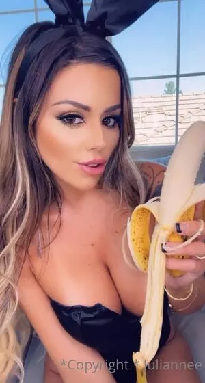 Juli.annee Onlyfans Leaked Nude Image #RrvFDXNODk