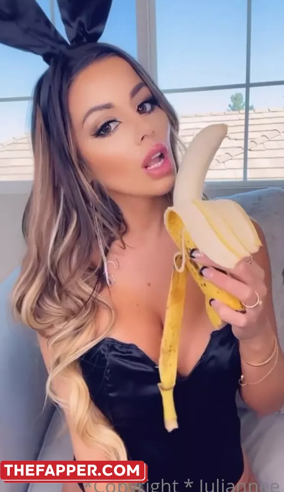 Juli.annee  Onlyfans Leaked Nude Image #vYg12P7G7k