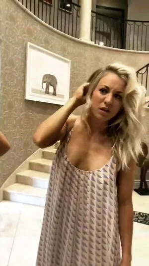 Kaley Cuoco Onlyfans Leaked Nude Image #epAWROLgpB