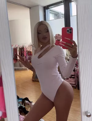 Katja Krasavice OnlyFans Leak Pm8ChXx1CE