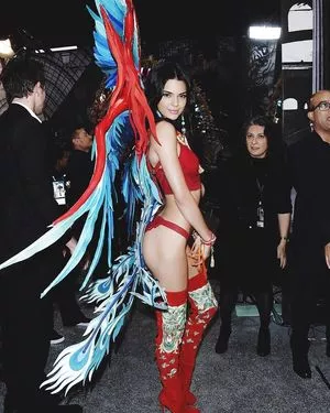 Kendall Jenner Onlyfans Leaked Nude Image #7AN7j6otHi