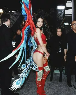 Kendall Jenner Onlyfans Leaked Nude Image #LVsVtzJpH1
