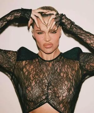 Khloe Kardashian Onlyfans Leaked Nude Image #Sb6UOwAl20