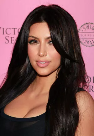 Kim Kardashian Onlyfans Leaked Nude Image #0I1un1E4kV