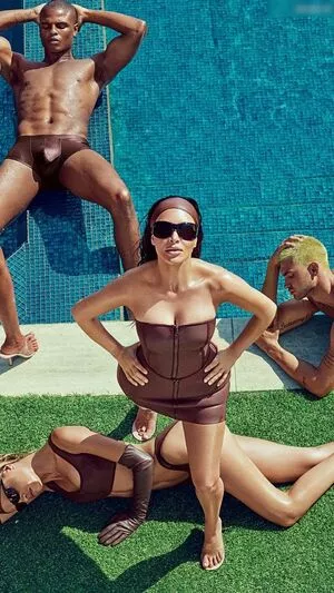 Kim Kardashian Onlyfans Leaked Nude Image #0iShwVnkSE