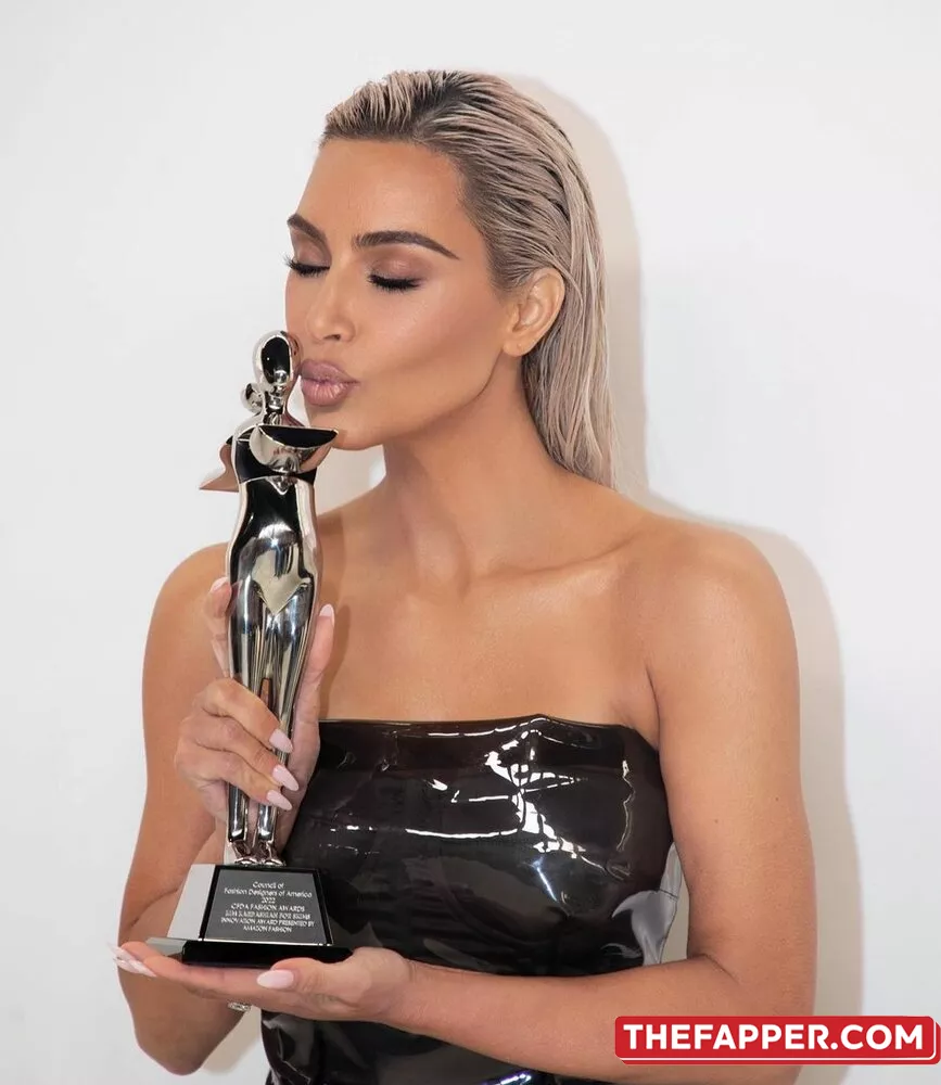 Kim Kardashian  Onlyfans Leaked Nude Image #1qNlZu4Jqm