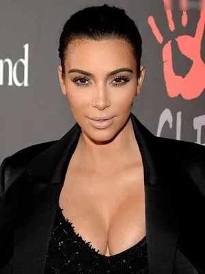 Kim Kardashian Onlyfans Leaked Nude Image #5UNOzuf1J6