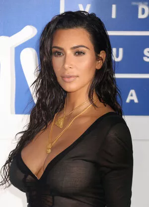 Kim Kardashian Onlyfans Leaked Nude Image #A8wKAOrqPA