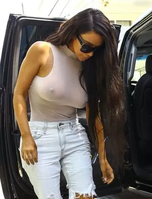 Kim Kardashian Onlyfans Leaked Nude Image #KWqI02RiZf