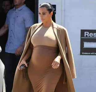 Kim Kardashian Onlyfans Leaked Nude Image #USx0lwV5K3