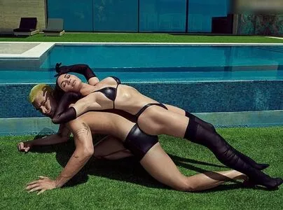 Kim Kardashian Onlyfans Leaked Nude Image #V9XFpL3J20