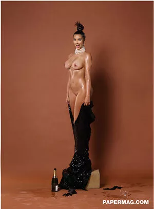 Kim Kardashian Onlyfans Leaked Nude Image #YcZeQuHcpl