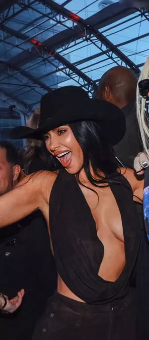 Kim Kardashian Onlyfans Leaked Nude Image #ZoJbmwMGXp