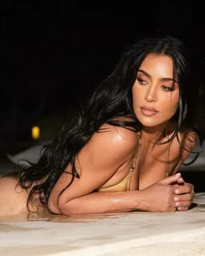 Kim Kardashian Onlyfans Leaked Nude Image #cQZWiiSF7Z
