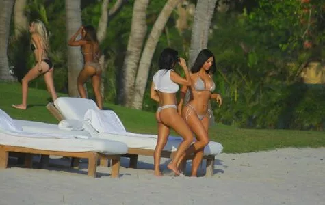 Kim Kardashian Onlyfans Leaked Nude Image #cVxh51sNc5