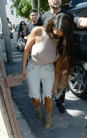 Kim Kardashian Onlyfans Leaked Nude Image #ergIyqydnm