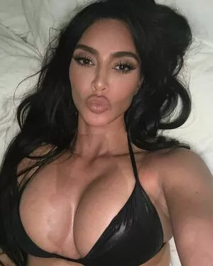 Kim Kardashian Onlyfans Leaked Nude Image #fa9uyZX4Dg