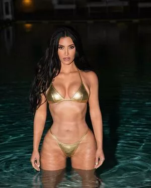 Kim Kardashian Onlyfans Leaked Nude Image #i6Y3kB5OMD