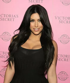 Kim Kardashian Onlyfans Leaked Nude Image #lPA4qIZpEf