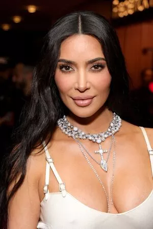 Kim Kardashian Onlyfans Leaked Nude Image #mU9o2CUZej