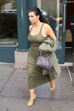 Kim Kardashian Onlyfans Leaked Nude Image #pFxNQ92GXP