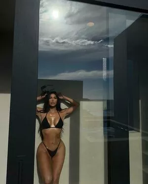 Kim Kardashian Onlyfans Leaked Nude Image #vT8G0qeID1