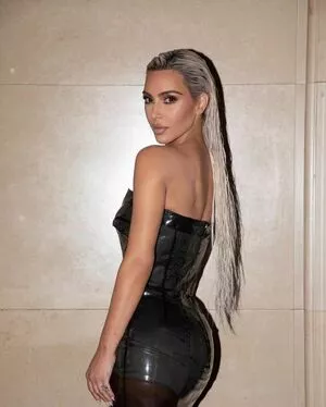 Kim Kardashian Onlyfans Leaked Nude Image #y7mPU1OlmS