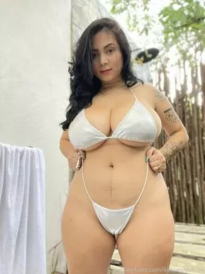 Kimvelezoficial Onlyfans Leaked Nude Image #1VkdTLXRqB