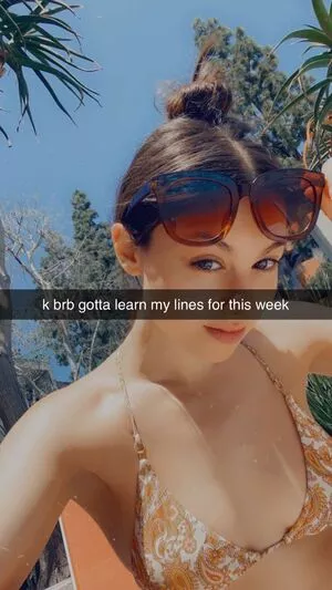 Kira Kosarin Onlyfans Leaked Nude Image #U7e10MBBvU