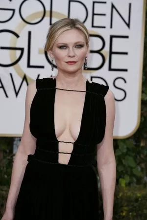 Kirsten Dunst OnlyFans Leak WBE3WQKdza