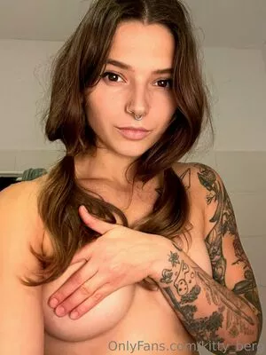 Kitty Berg Onlyfans Leaked Nude Image #Bmfawt48Z4