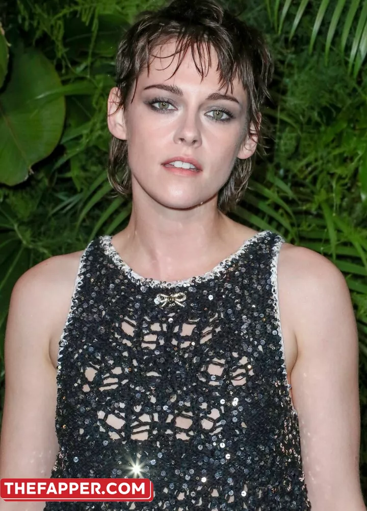 Kristen Stewart  Onlyfans Leaked Nude Image #3RAWH4bNSs