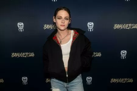 Kristen Stewart Onlyfans Leaked Nude Image #AJDBcVInV3