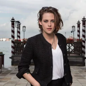 Kristen Stewart Onlyfans Leaked Nude Image #DvI9RFQ0B1