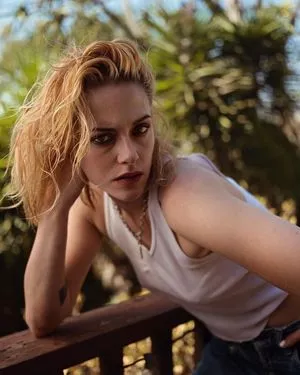 Kristen Stewart Onlyfans Leaked Nude Image #V0snZQvYh2