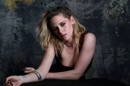 Kristen Stewart Onlyfans Leaked Nude Image #V4P1W22kcH