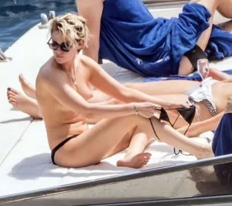 Kristen Stewart Onlyfans Leaked Nude Image #vTtFGwT8kl