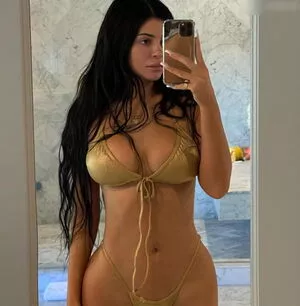 Kylie Jenner Onlyfans Leaked Nude Image #3ftNRTh92D