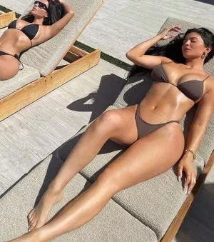 Kylie Jenner Onlyfans Leaked Nude Image #7kLS8F8BDe