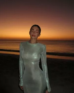 Kylie Jenner Onlyfans Leaked Nude Image #B2geU4NLAK