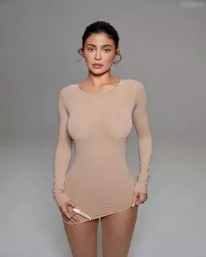 Kylie Jenner Onlyfans Leaked Nude Image #BWRs7Cc31K