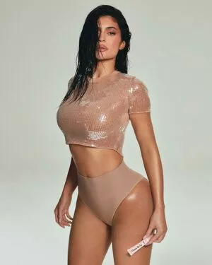 Kylie Jenner Onlyfans Leaked Nude Image #CywBCLm0XS