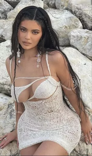 Kylie Jenner Onlyfans Leaked Nude Image #HiEuEjrK2A