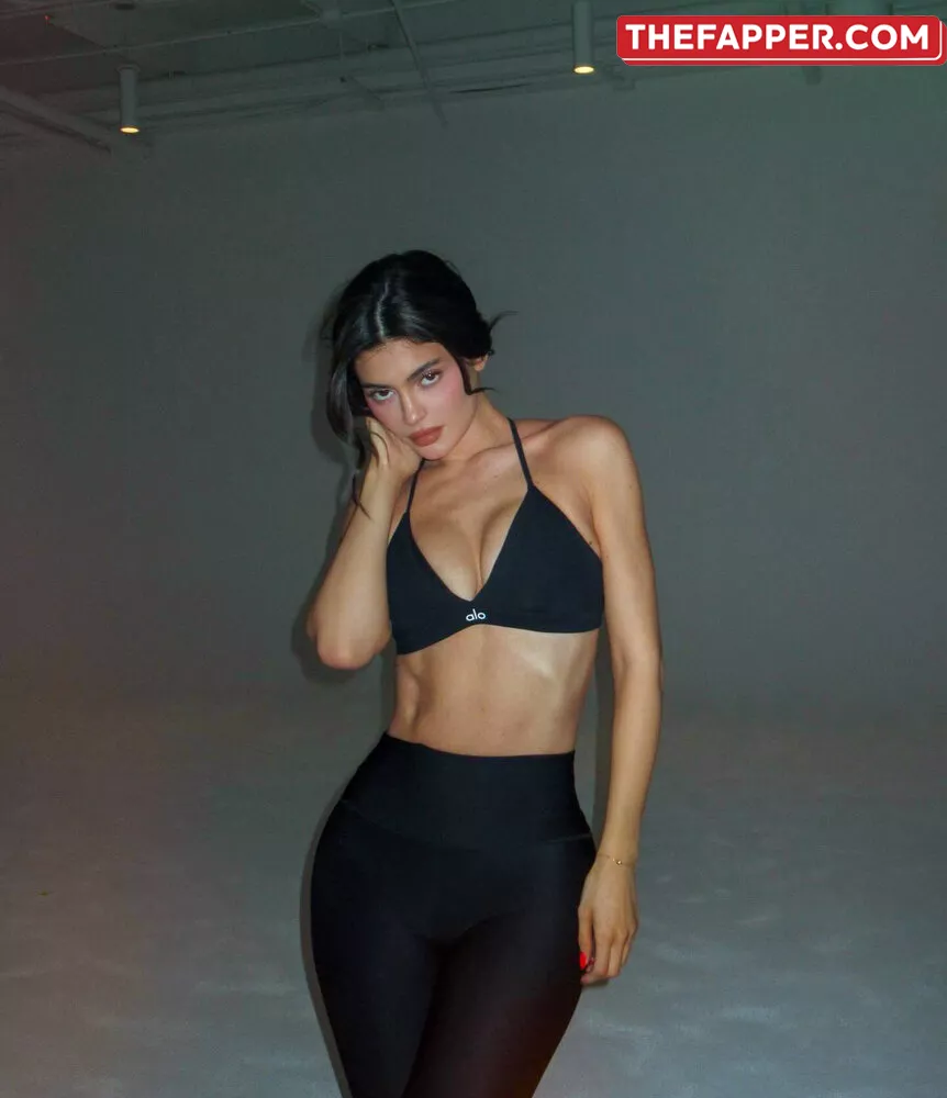 Kylie Jenner  Onlyfans Leaked Nude Image #LXqXMXcGcM