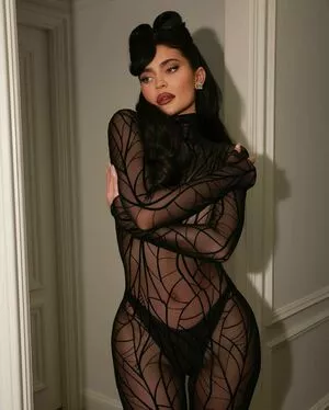 Kylie Jenner Onlyfans Leaked Nude Image #TARx8p83E5