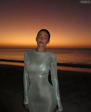 Kylie Jenner Onlyfans Leaked Nude Image #VIyfomWiwS