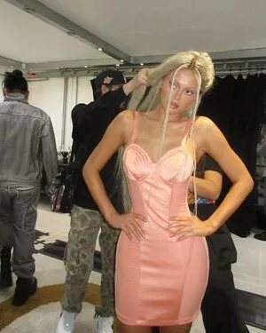 Kylie Jenner Onlyfans Leaked Nude Image #WMPFFnr1CI