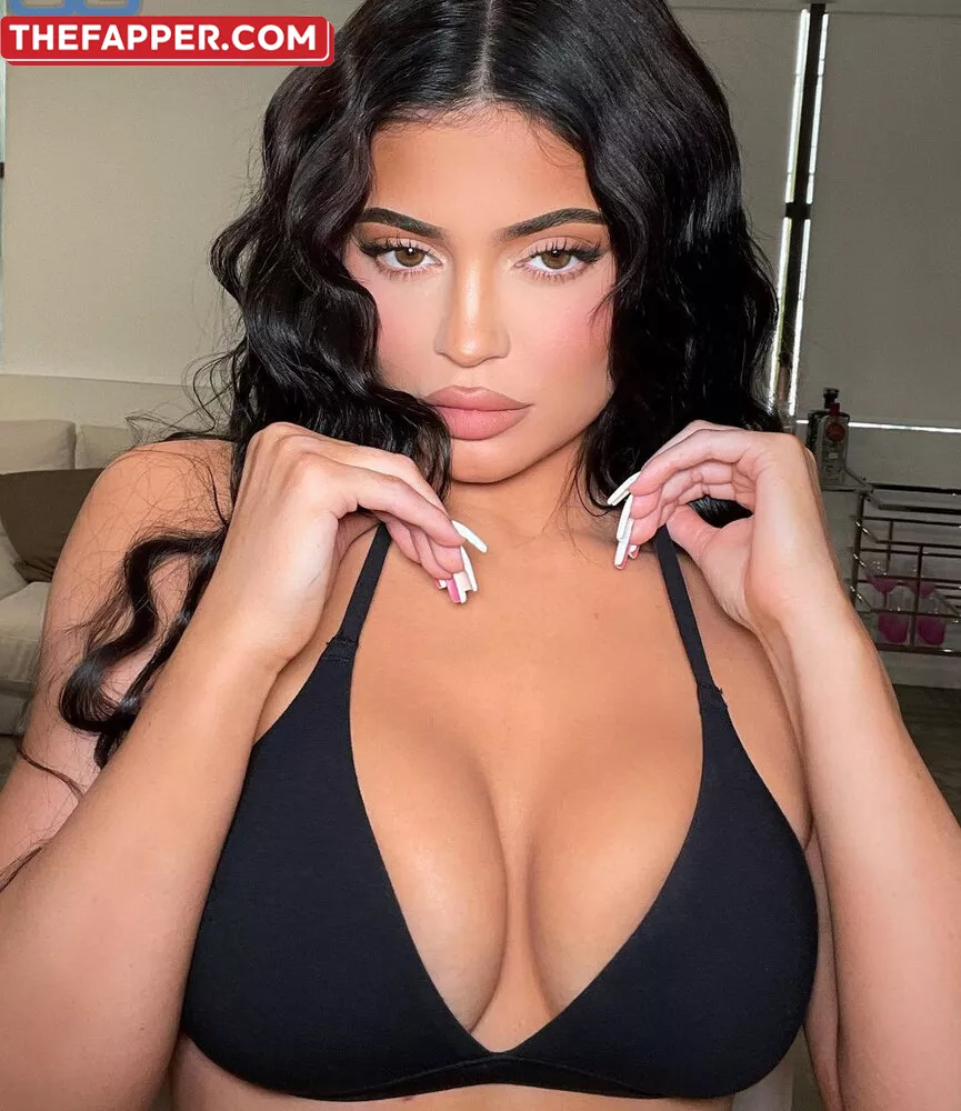 Kylie Jenner  Onlyfans Leaked Nude Image #XyVUoeK0EV