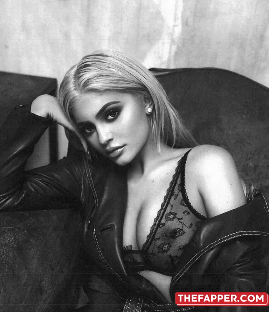 Kylie Jenner  Onlyfans Leaked Nude Image #ZlUW3o9PlR